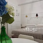 Mari Panzió Bari