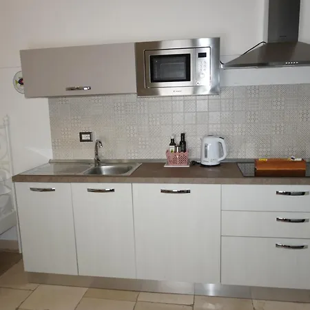 Mari Bed & Breakfast