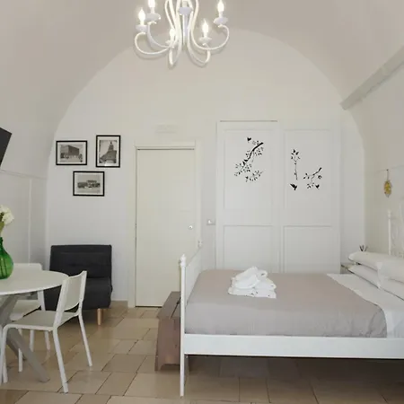 Couette-café Mari 3*